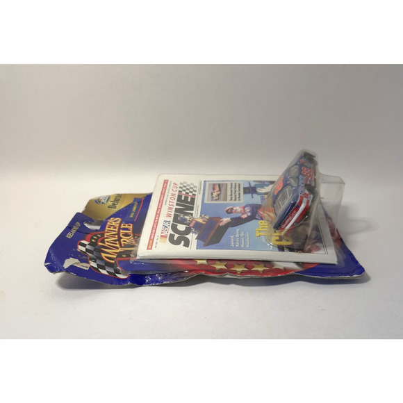 Vintage Winners Circle Dale Jarrett #88 1:64 Deluxe Collection 2000 - Picture 6 of 14